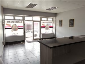 70 m² Retail Space in Newton Park