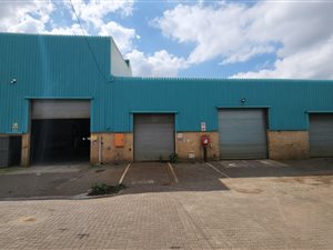 2100 m² Industrial space in Hennopspark