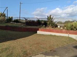 2 Bed Apartment in Isipingo Beach