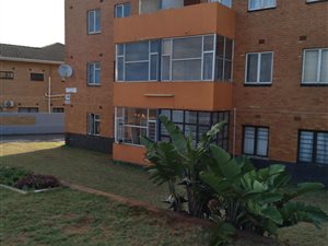 2 Bed Apartment in Isipingo Beach