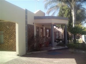 3 Bed House in Tweefontein