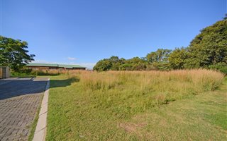 440 m² Land available in Sunair Park
