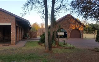4 Bedroom House in Glendonald AH