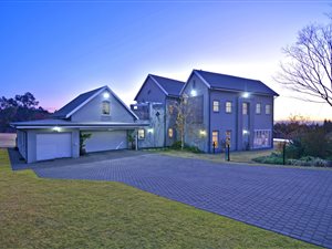 4 Bed House in Chartwell
