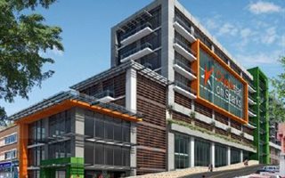 130 m² Retail Space in Overport