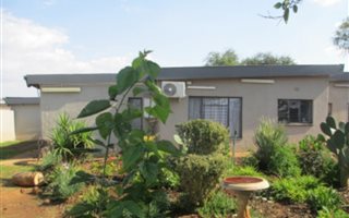 Commercial space in Melodie