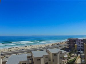 2 Bed Apartment in Bloubergrant