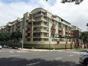 3 Bed Apartment in Umhlanga Ridge New Town Centre