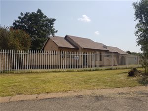 3 Bed House in Brackendowns