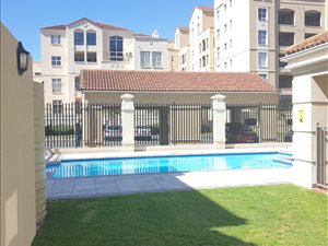 2 Bed Apartment in Century City