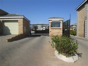 2 Bed Duplex in Primrose