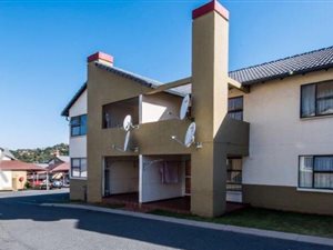 3 Bed Townhouse in Glen Eagles