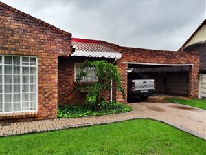 2 Bed House in Country View