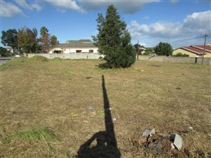 600 m² Land available in Levalia