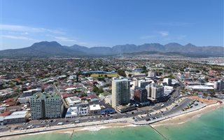 3 Bedroom Apartment in Strand South