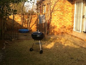 2 Bed Townhouse in Wierda Glen