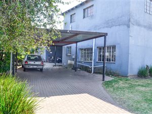 4 Bed House in Kempton Park Central