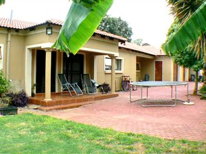 4 Bed House in Kloofsig
