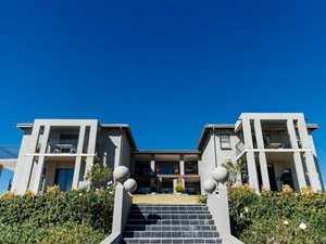 4.5 ha Farm in Rayton