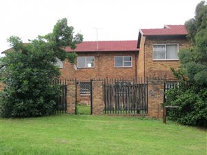 3 Bed Townhouse in Birchleigh