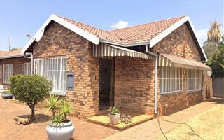 3 Bedroom House in Carletonville