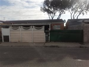 3 Bed House in Lentegeur