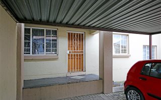 2 Bedroom Apartment in Elspark