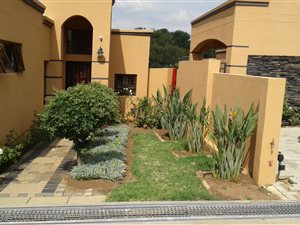 3 Bed Simplex in Ferndale