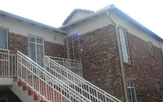 2 Bedroom Townhouse in Moreleta Park