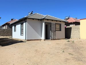 2 Bed House in Diepsloot
