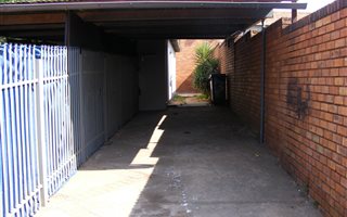 2 Bedroom Garden Cottage in Valhalla