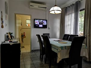 5 Bed House in Clare Hills