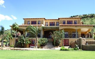 4 Bedroom House in Ruimsig