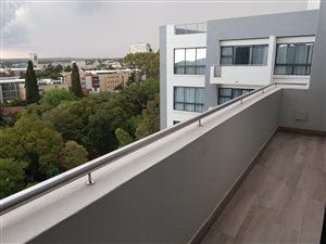 2 Bed Apartment in Menlyn