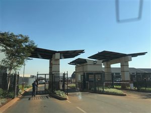 8214 m² Commercial space in Clayville