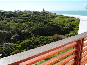 2 Bed Apartment in St Francis Bay