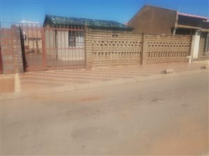2 Bed House in Mfundo Park