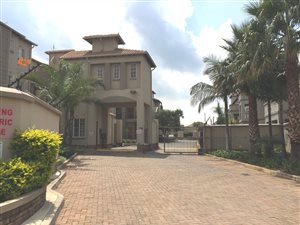 3 Bed Apartment in Edenglen