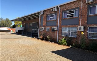 1780 m² Industrial space in Zwavelpoort