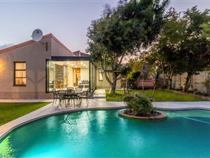 3 Bed House in Kirstenhof