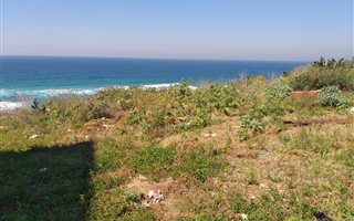 1935 m² Land available in Isipingo Beach