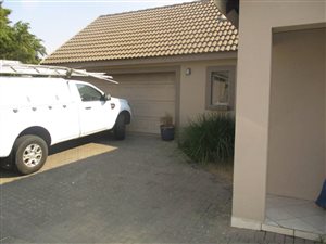2 Bed Townhouse in The Reeds