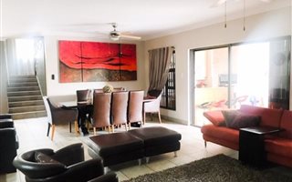 5 Bedroom House in Magalieskruin