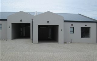2 Bedroom Townhouse in Myburgh Park
