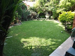2 Bed Townhouse in Bromhof