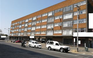 2600 m² Commercial space in Wonderboom South