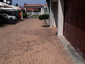2 Bed Duplex in Greenhills