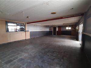 83 m² Commercial space in Vincent