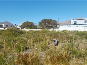 600 m² Land available in Pringle Bay