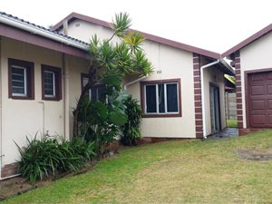 4 Bed House in Meerensee